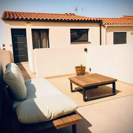 Cosy Avec Terrasse شقة *
